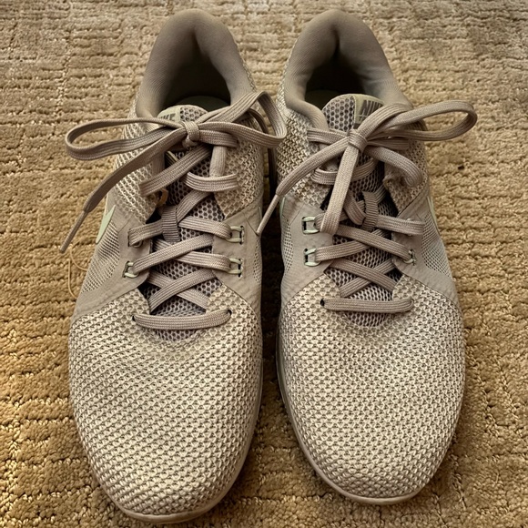 Nike Women's Athletic Shoes in Gray and Mint - Picture 5 of 7